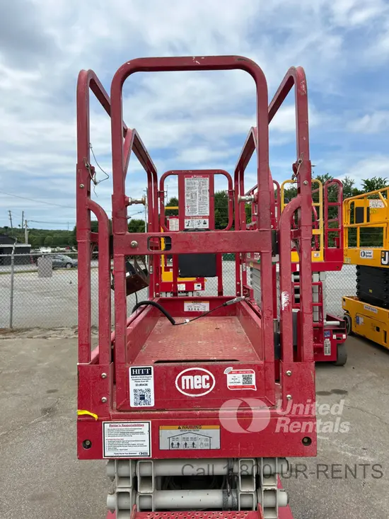 2020 MEC MICRO 26 Scissor Lift