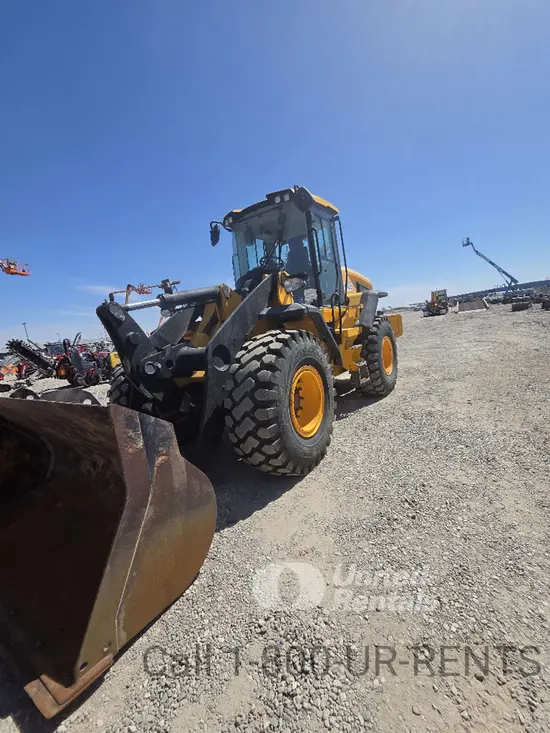 2020 JCB 427 Wheel Loader
