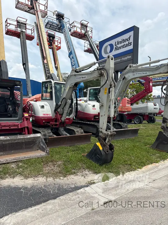 2022 Takeuchi TB250-2CR Mini Excavator
