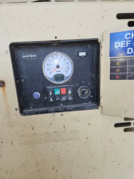 2019 Doosan P425/HP375WCUT4 Air Compressor