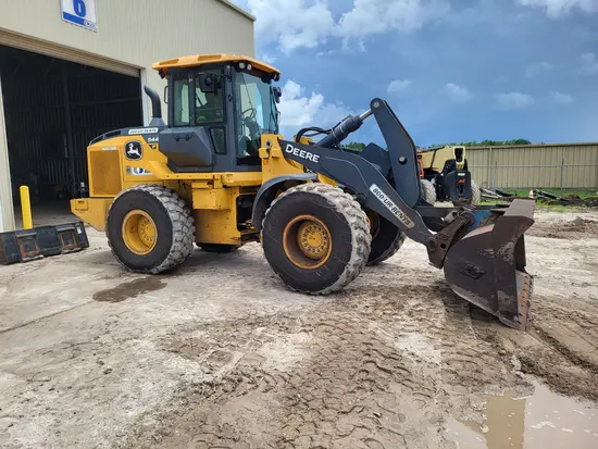 2021 John Deere 544P Wheel Loader