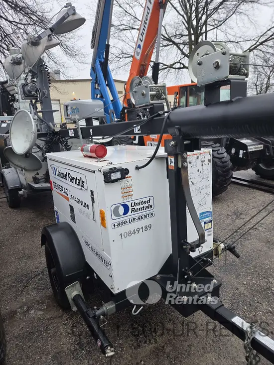 2018 Magnum Pro MLT3060 Portable Light Tower
