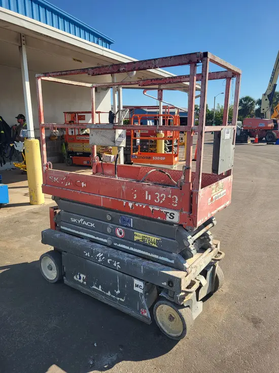 2018 Skyjack SJIII3219 Scissor Lift