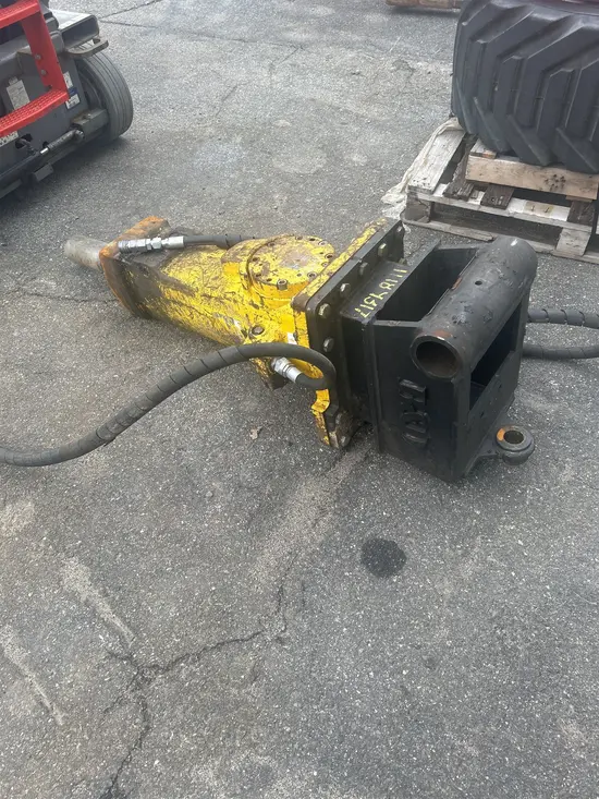 2021 Epiroc SB 552 Attachment