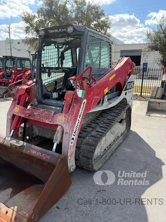 2022 Takeuchi TL12V2-CR Track Loader