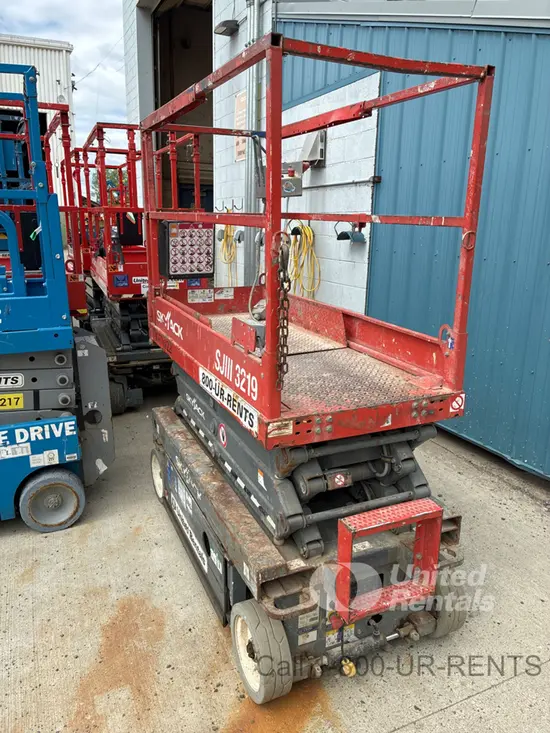 2018 Skyjack SJIII3219 Scissor Lift