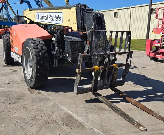 2017 JLG 742 Forklift
