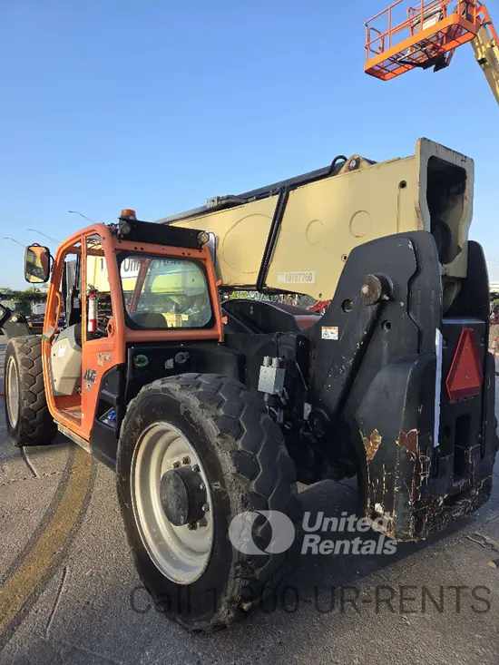 2018 JLG 1055 Forklift