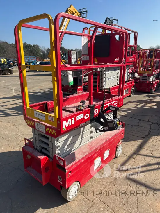2022 MEC MICRO 19 Scissor Lift