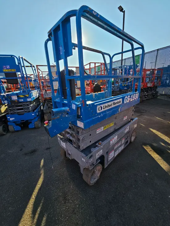 2017 Genie GS-1930 Scissor Lift