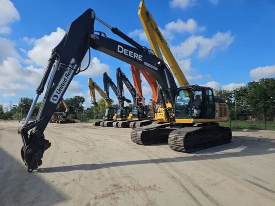 2019 John Deere 300G LC Excavator
