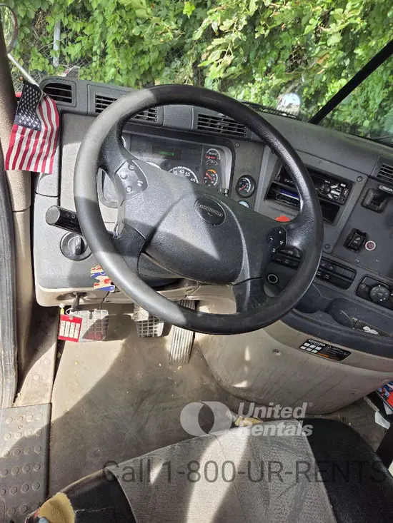 2020 Freightliner CA113DCD6X4