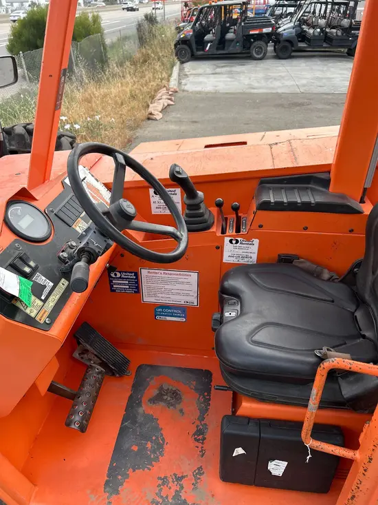 2017 SKYTRAK 8042 Forklift
