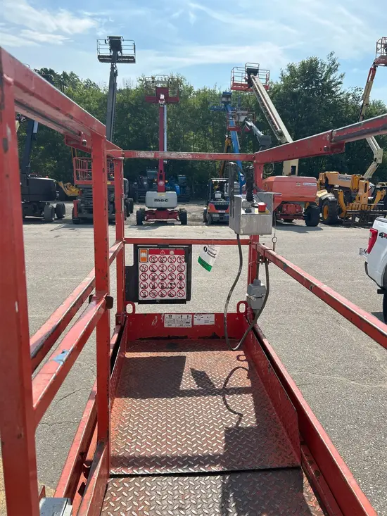 2018 Skyjack SJIII3219 Scissor Lift