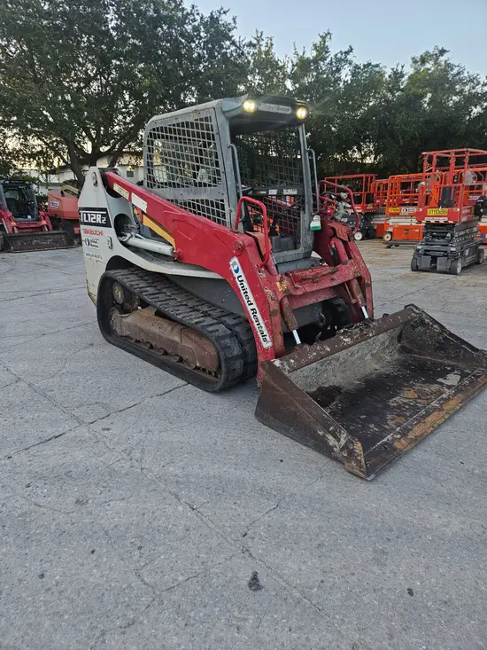 2019 Takeuchi TL12R2-R Track Loader