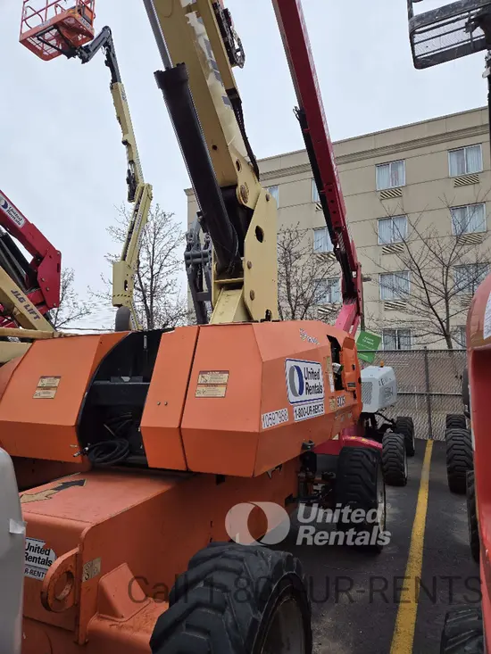 2017 JLG 800S Boom Lift