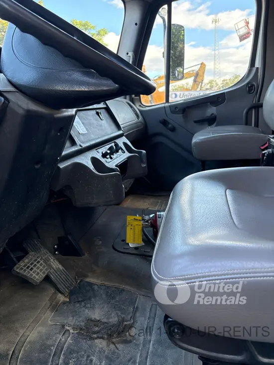 2019 Freightliner M2106-DUMP-HYD Truck