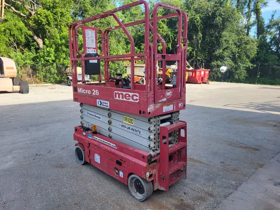 2019 MEC MICRO 26 Scissor Lift