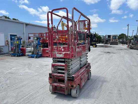 2019 MEC MICRO 26 Scissor Lift