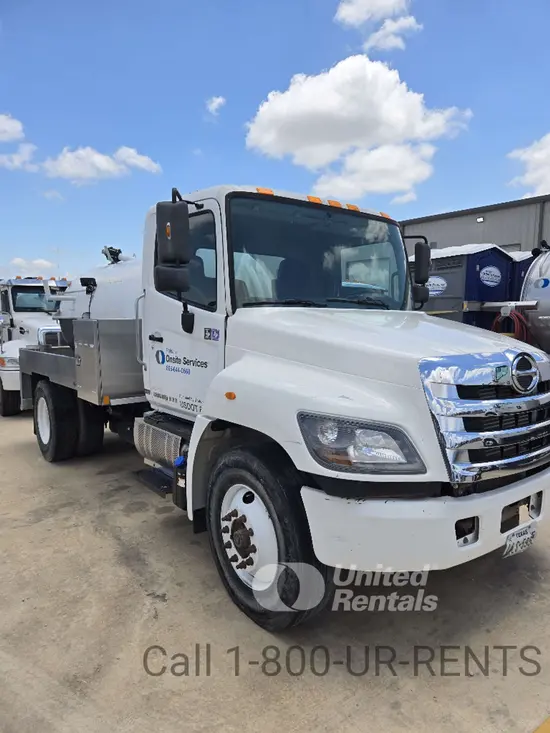 2019 HINO 268DCD4X2