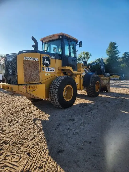 2019 John Deere 624L Wheel Loader