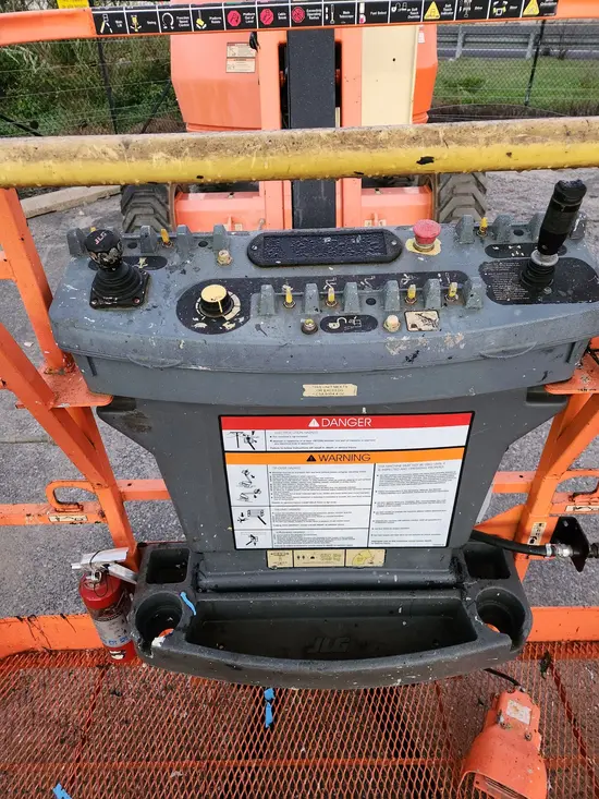 2017 JLG 450AJ Articulating Boom Lift