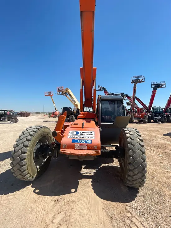 2013 XTREME XR842 Forklift