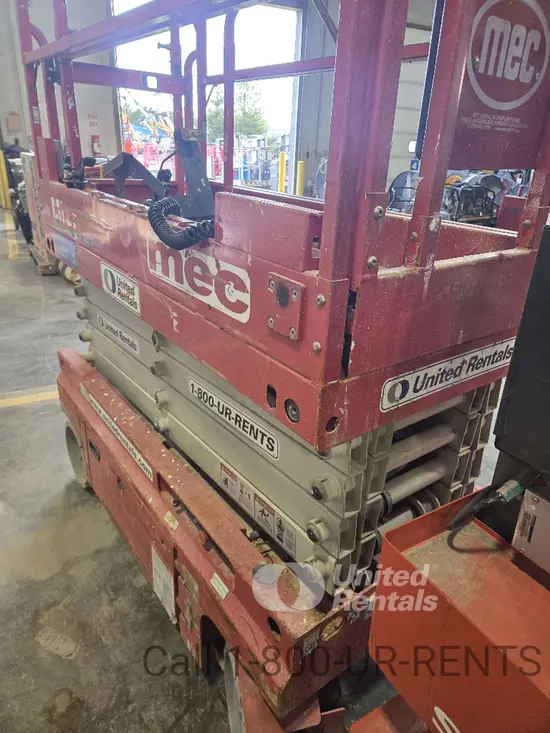 2019 MEC MICRO 26 Scissor Lift