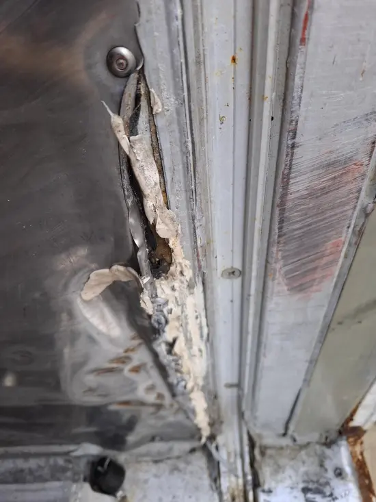 door hinge