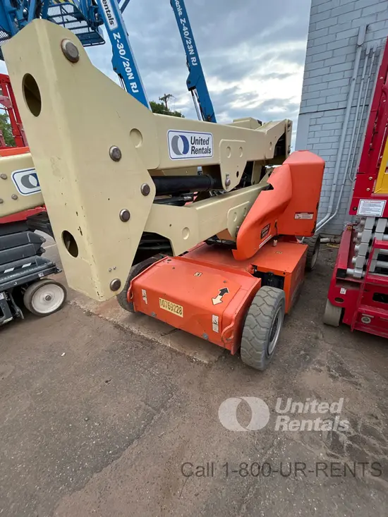 2018 JLG E400AJPN Articulating Boom Lift