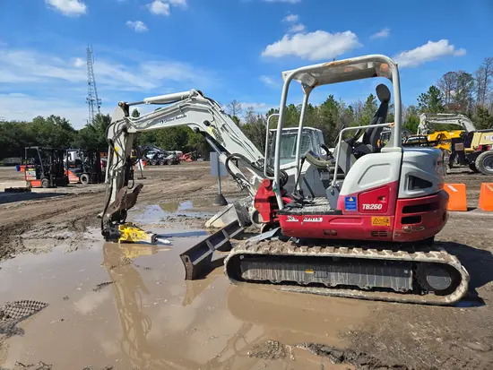 2021 Takeuchi TB260 Mini Excavator
