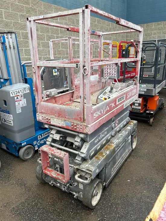 2018 Skyjack SJIII3219 Scissor Lift