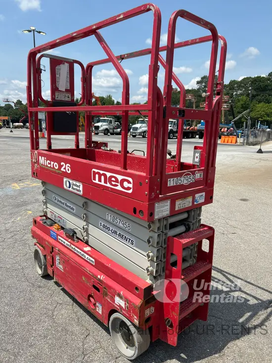 2020 MEC MICRO 26 Scissor Lift