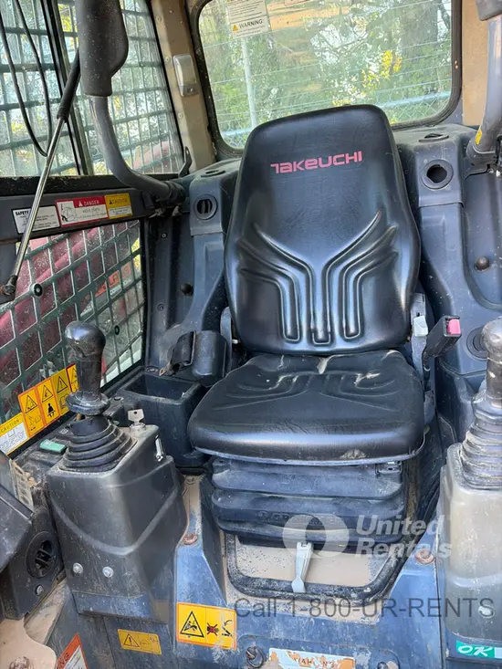2021 Takeuchi TL8R2-CR Track Loader