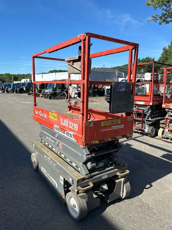 2018 Skyjack SJIII3219 Scissor Lift