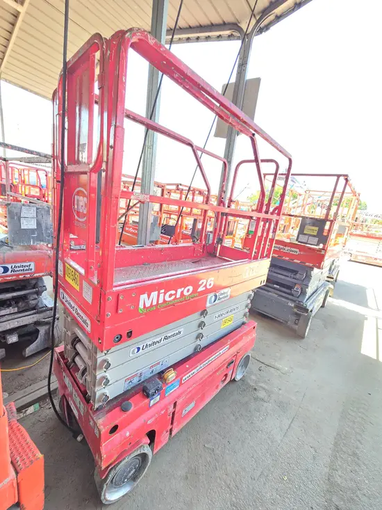 2019 MEC MICRO 26 Scissor Lift