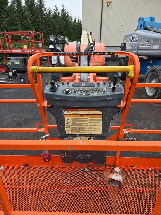 2017 JLG 600AJ Articulating Boom Lift
