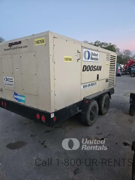 2020 Doosan XP825/HP750WCU Air Compressor