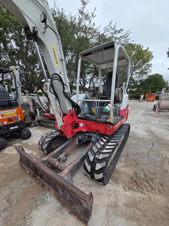 2019 Takeuchi TB250-2 Mini Excavator
