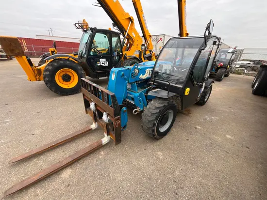 2019 Genie GTH-5519 Forklift