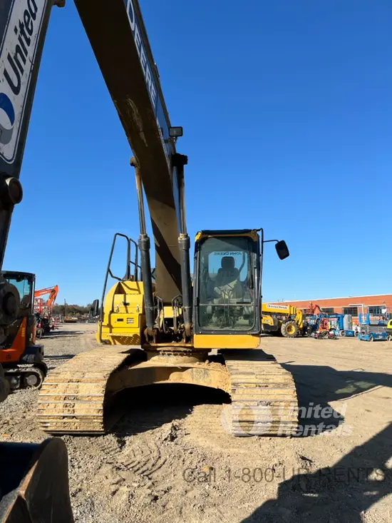 2019 John Deere 210G LC Excavator
