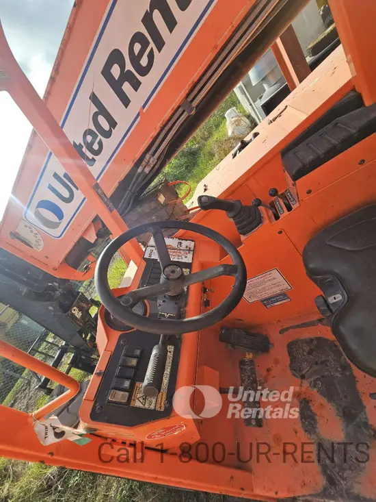 2018 SKYTRAK 8042 Forklift
