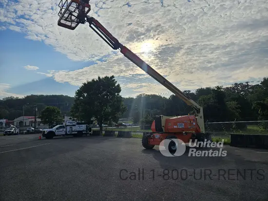 2017 JLG 800AJ Articulating Boom Lift