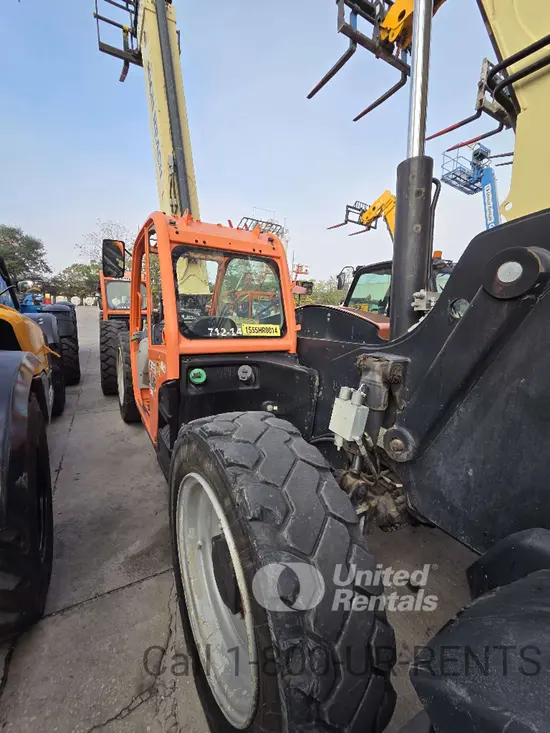 2018 JLG 742 Forklift