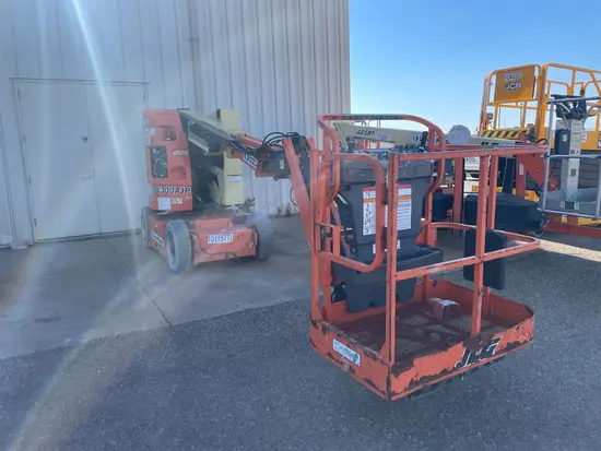 2013 JLG E300AJP Articulating Boom Lift