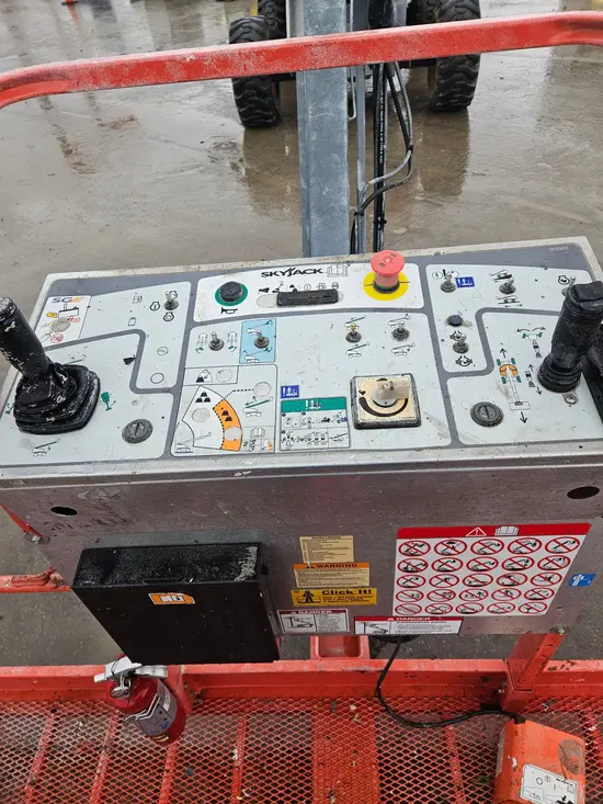 2016 Skyjack SJ66T Boom Lift