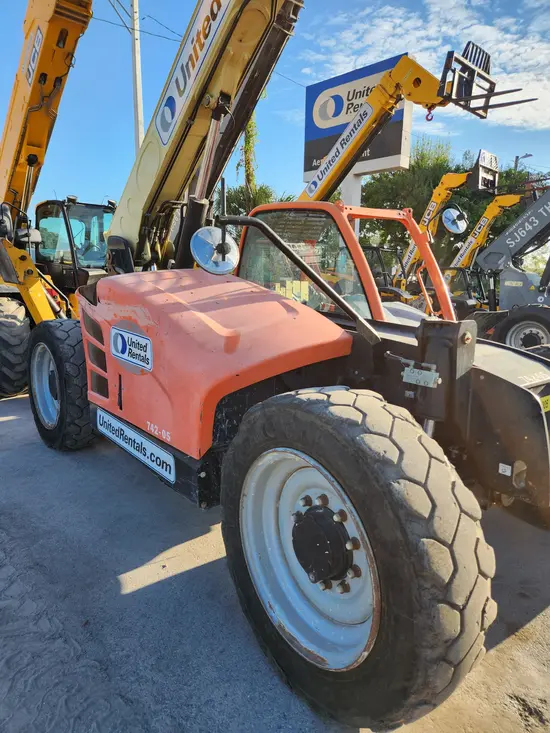 2017 JLG 742 Forklift
