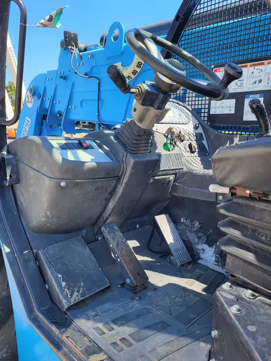 2018 Genie GTH-1256 Forklift