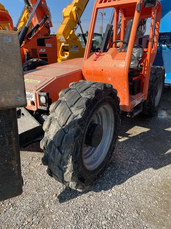2017 SKYTRAK 10054 Forklift