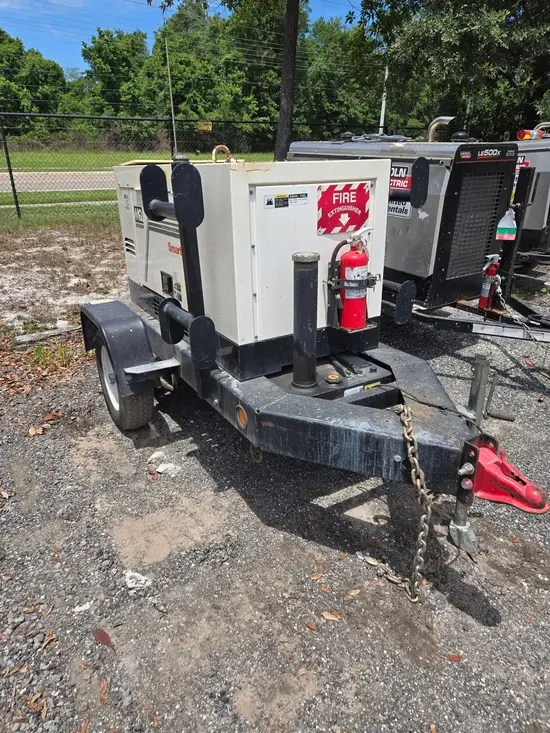 2021 Multiquip DLW400ESA4 Welder